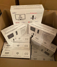 Load image into Gallery viewer, Turbo tv 騰播 TVBOX 4+64G 電視盒子 (大陸專用) 機頂盒 全新行貨 安博盒子 小雲盒子 同款 移民必備 18個月保養 ❗️送迷你小keyboard